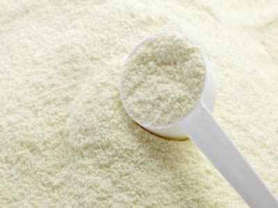 Soro de leite em pó reconstituído