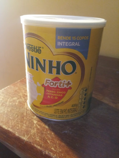 Leite integral em pó Ninho