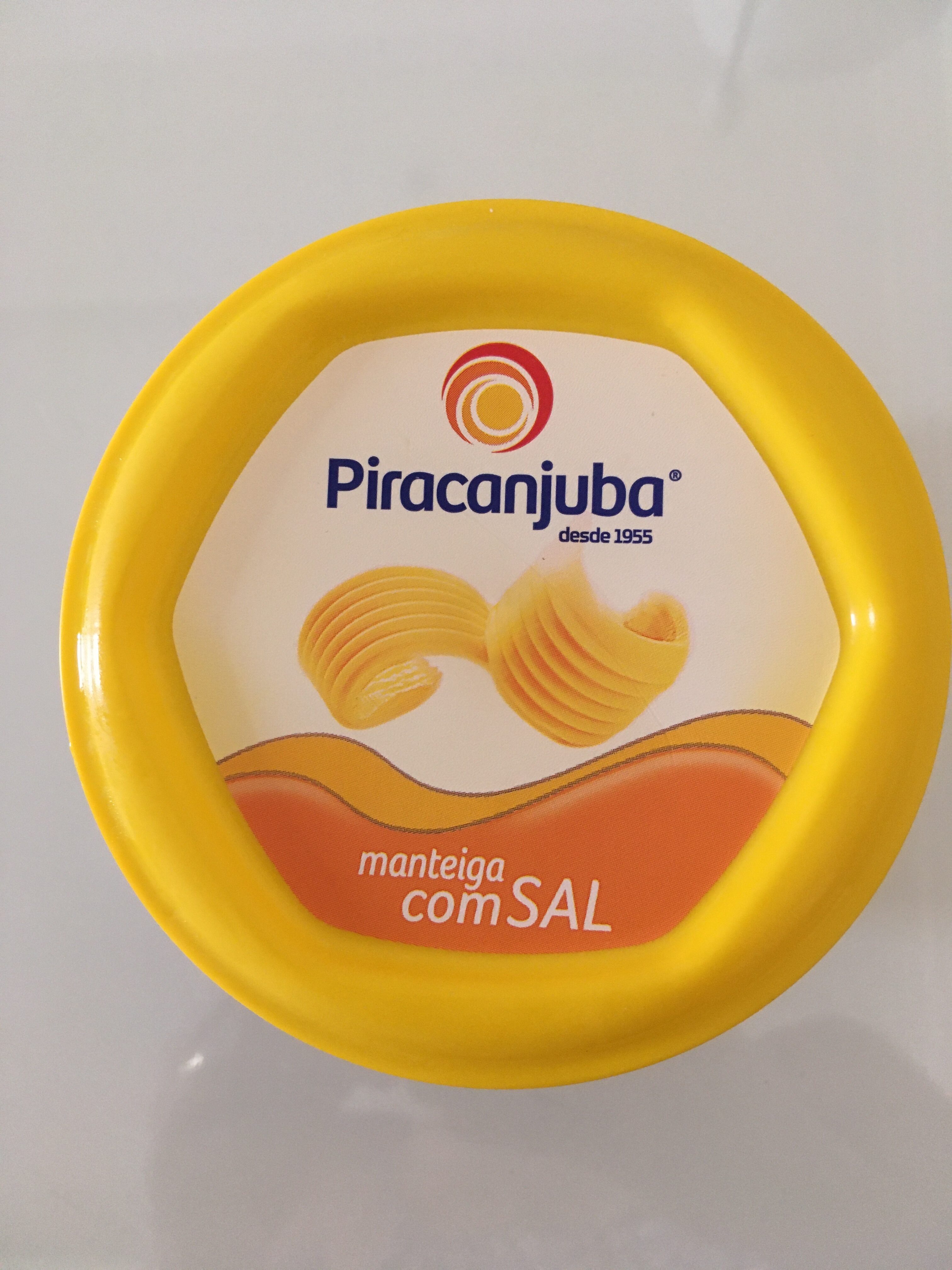 Manteiga com sal Piracanjuba