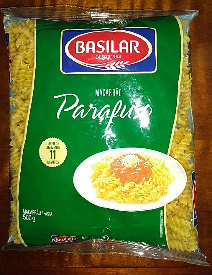 Macarrão parafuso Basilar
