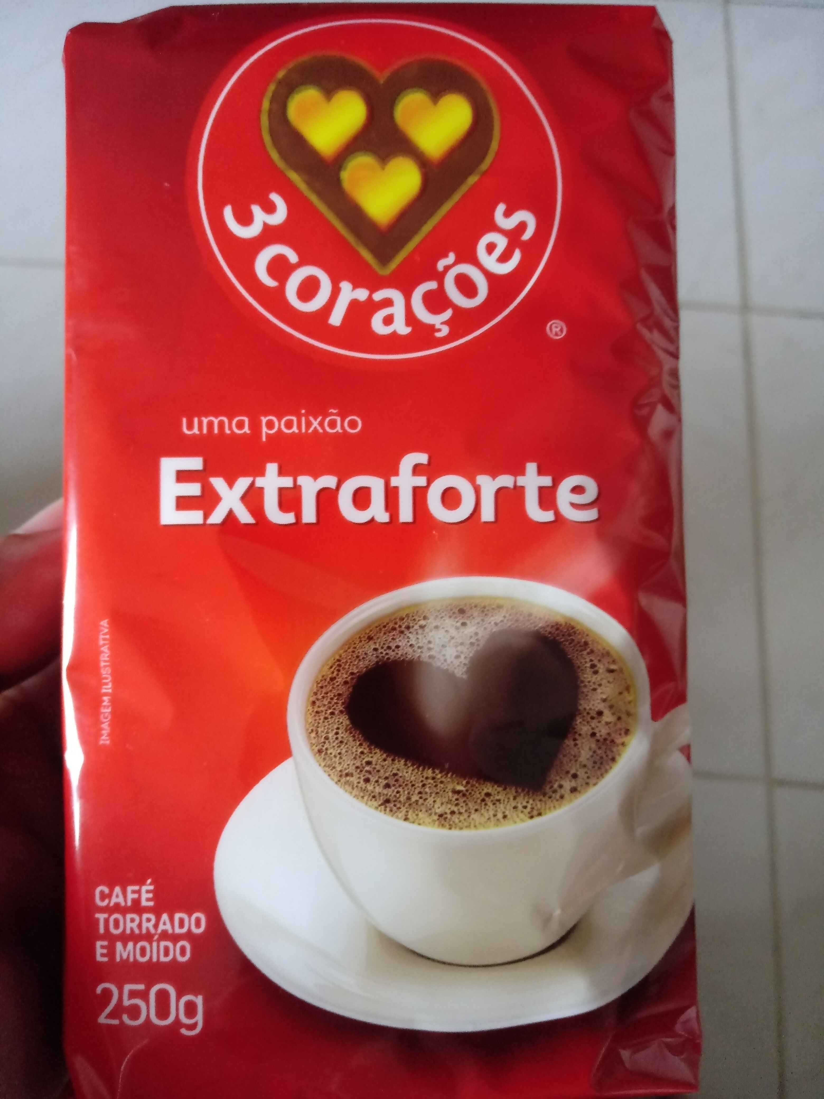 Café torrado e moído extraforte 3 Corações